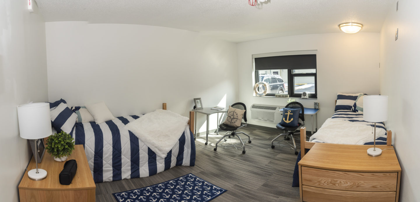 huron street dorm room